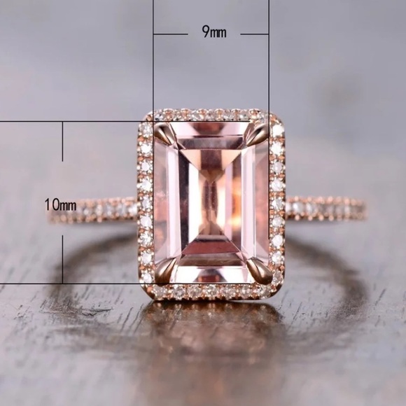 ¥ NEW 18K Rose Gold Diamond Square Halo Ring - Picture 5 of 6